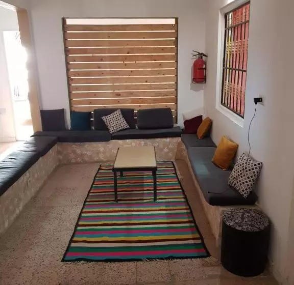 ペンション Auberge Alferdaous