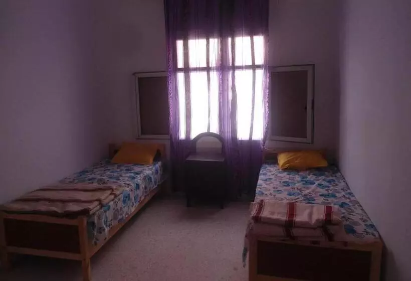 ペンション Auberge Alferdaous