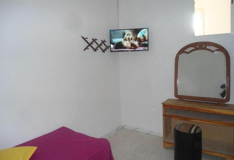 پانسیون Auberge Alferdaous