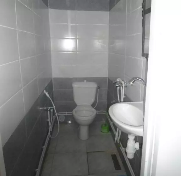 ペンション Auberge Alferdaous