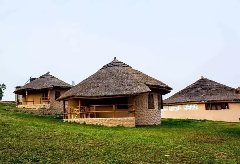 پانسیون Shama Beach Resort Limited