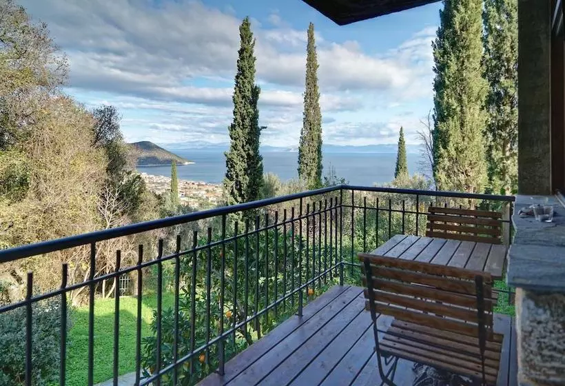 Studios Kyparissi & Spa