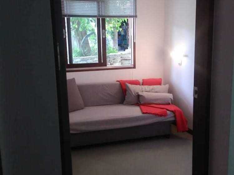 Studios Kyparissi & Spa