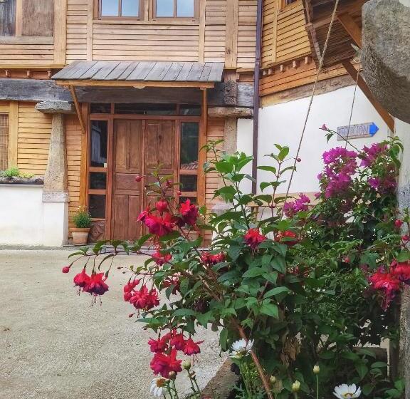 ユースホステル La Figal De Xugabolos, Salas