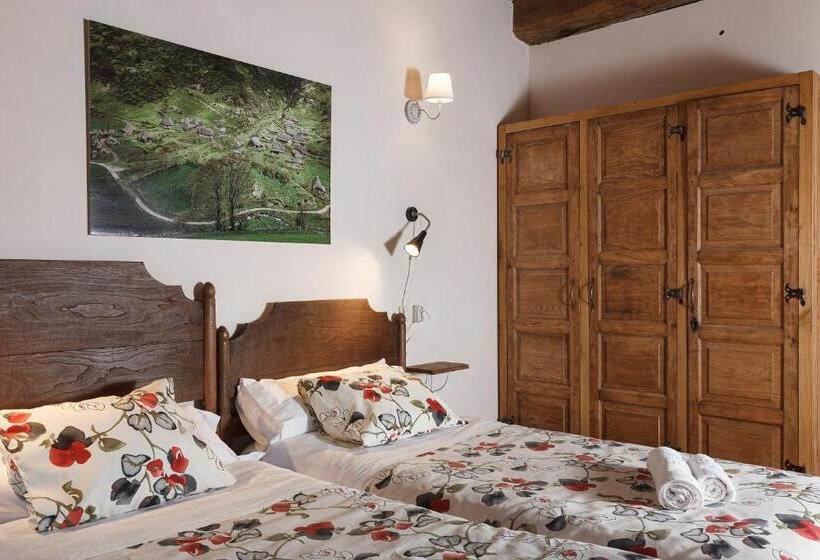 ユースホステル La Figal De Xugabolos, Salas