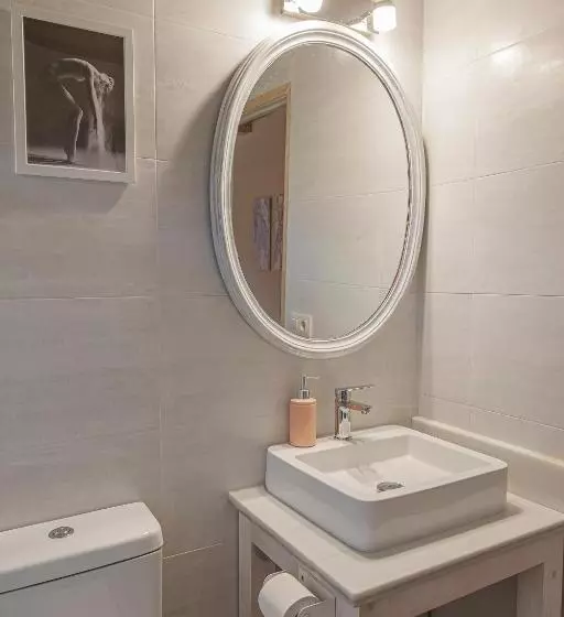 ユースホステル La Figal De Xugabolos, Salas