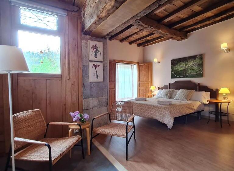 ユースホステル La Figal De Xugabolos, Salas