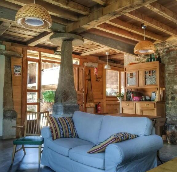 ユースホステル La Figal De Xugabolos, Salas