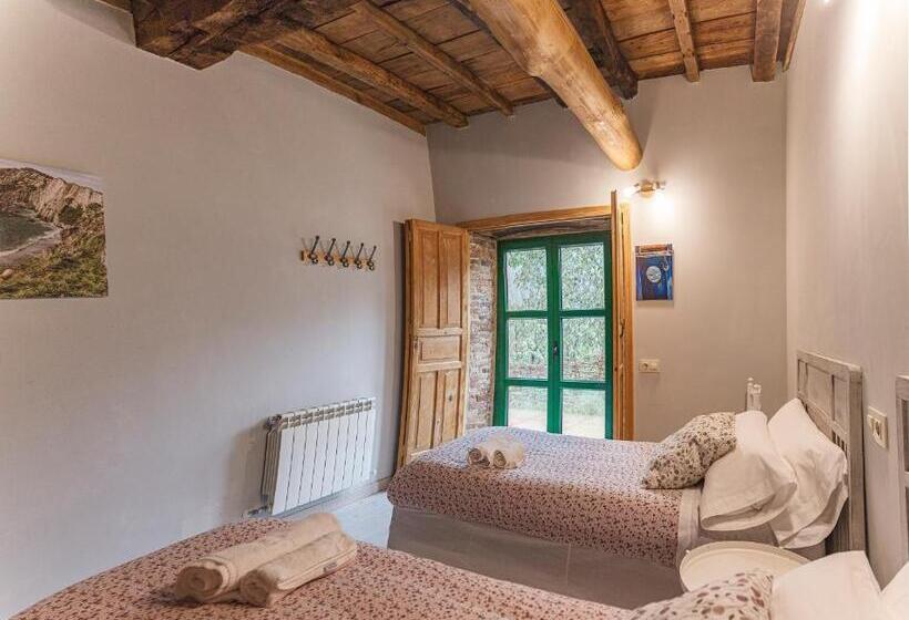 ユースホステル La Figal De Xugabolos, Salas