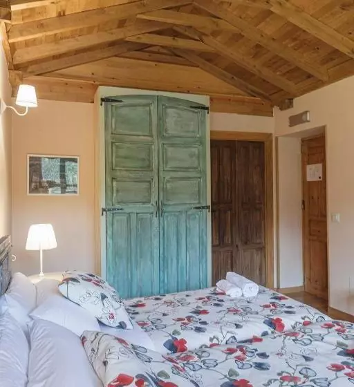 ユースホステル La Figal De Xugabolos, Salas