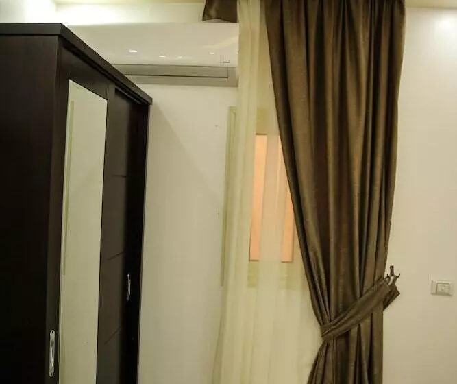 هاستل Queen Pyramids View Inn