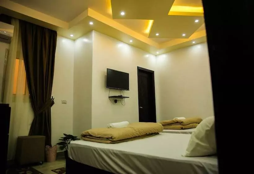 هاستل Queen Pyramids View Inn