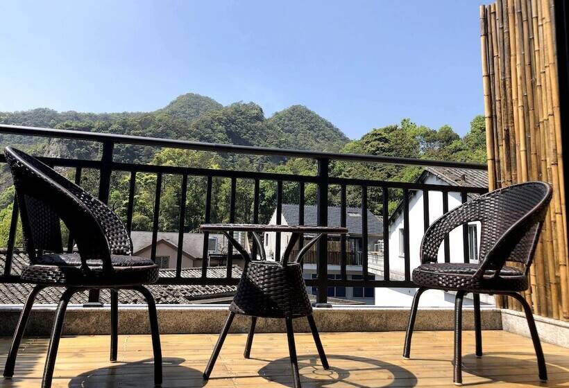 Nocleg ze śniadaniem Seem Mountain Hotel Yan Dang