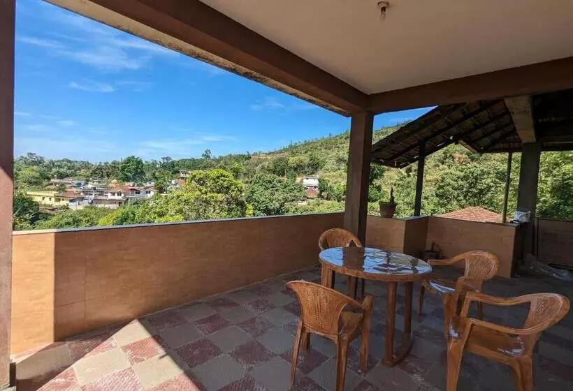 هتل Daisey Dee Homestay