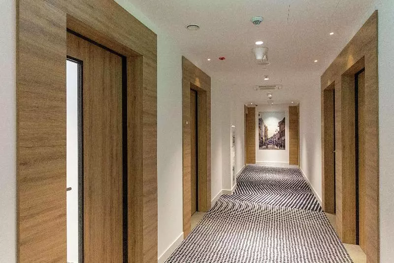 ホテル Hilton Garden Inn Zagreb   Radnicka