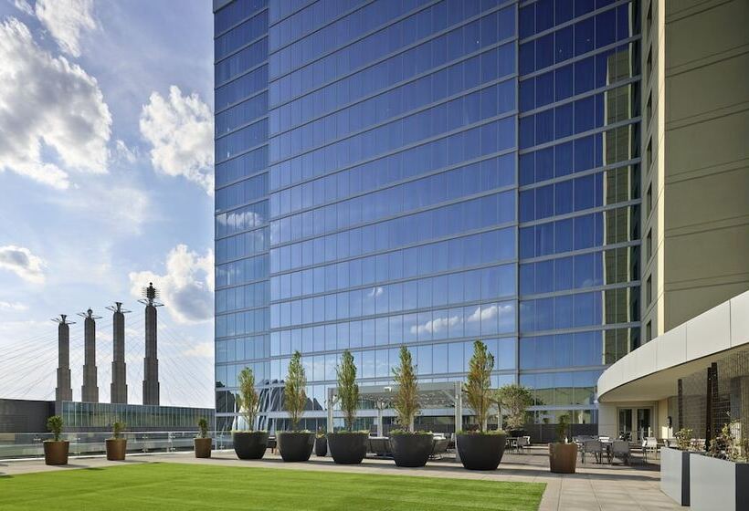 هتل Loews Kansas City