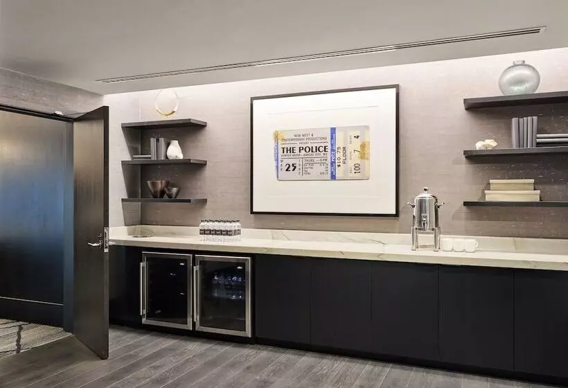 هتل Loews Kansas City
