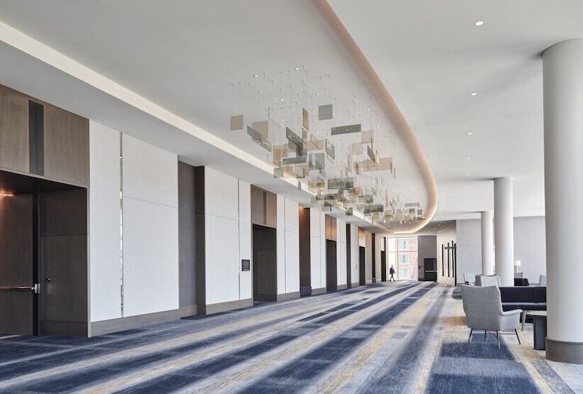 هتل Loews Kansas City