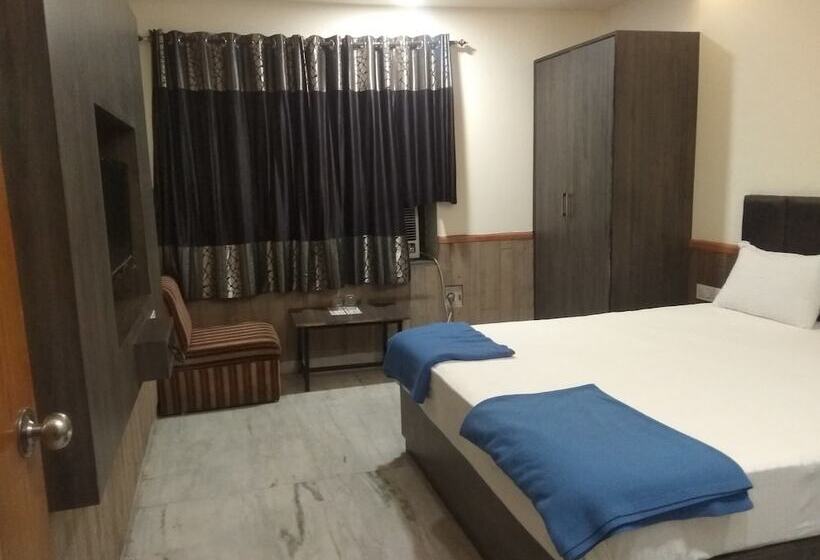 Jk Rooms 111 Hotel Shivala