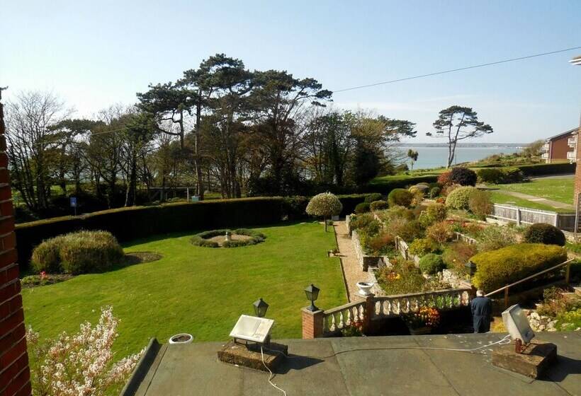 膳宿费 Sentry Mead