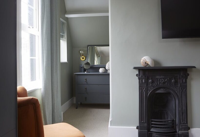 膳宿费 Sentry Mead