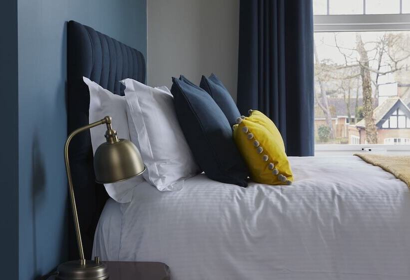 膳宿费 Sentry Mead