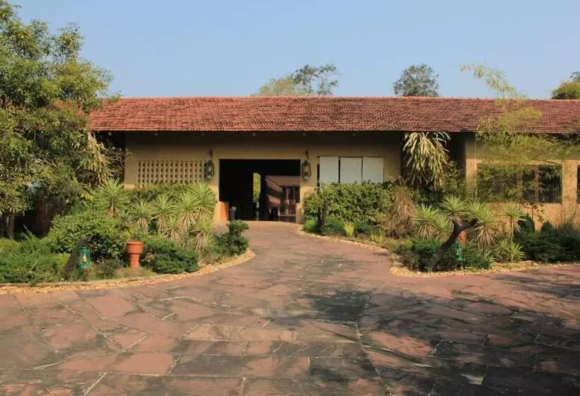 Lomakeskus The Celebration Van Vilas Kanha