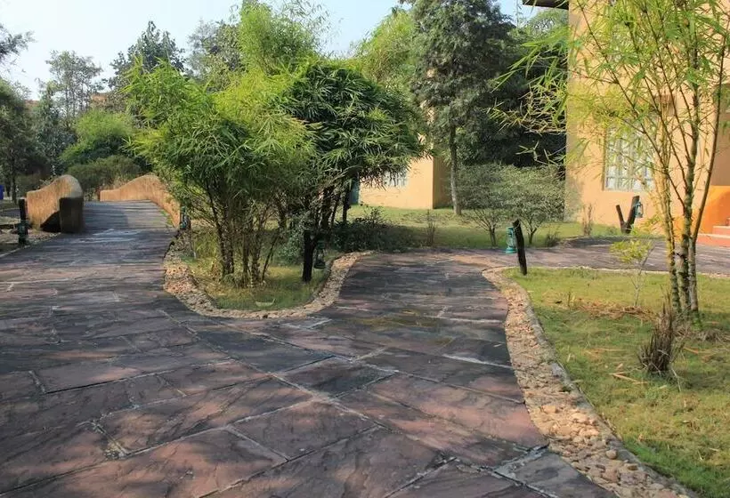 Lomakeskus The Celebration Van Vilas Kanha