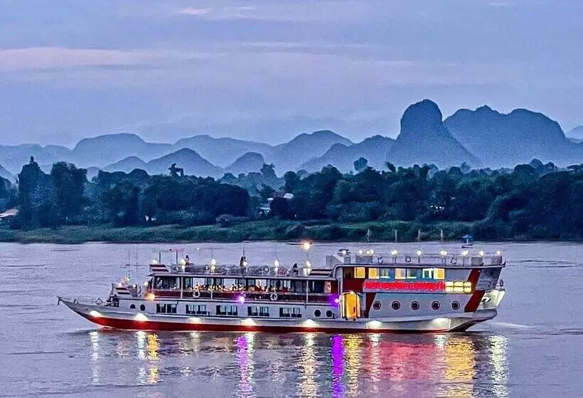 U  Homehotel Nakhonpanom