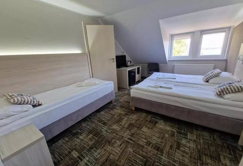 Aamiaismajoitus (B&B) Willa Nest