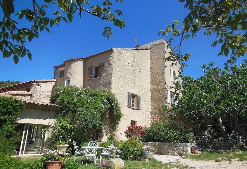 Domaine De Pierravon. Chambres D Hôtes