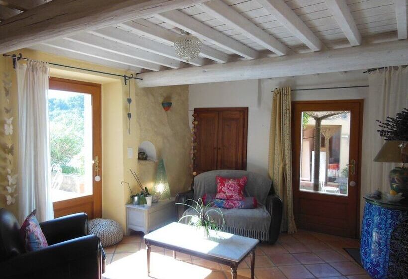 Domaine De Pierravon. Chambres D Hôtes