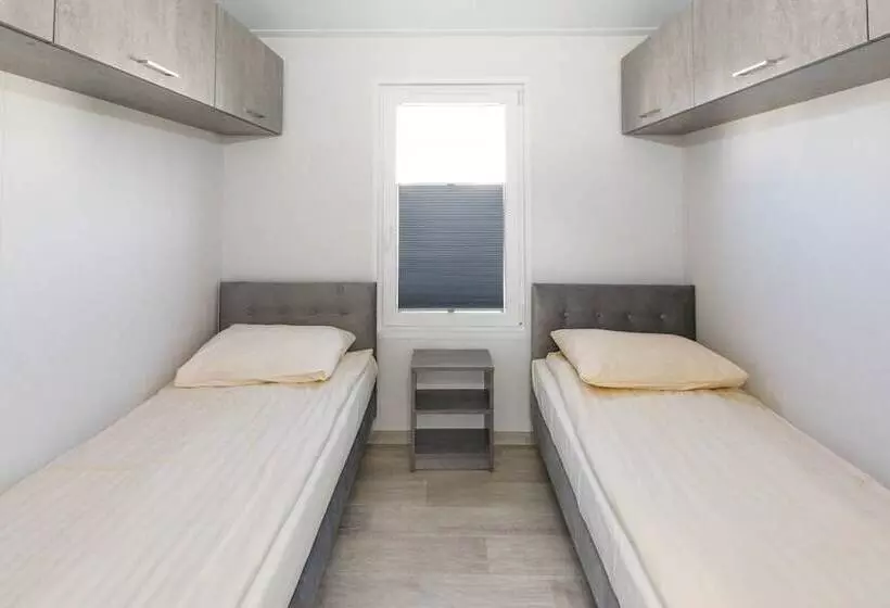 Holiday Camping Resort Domki Lazy