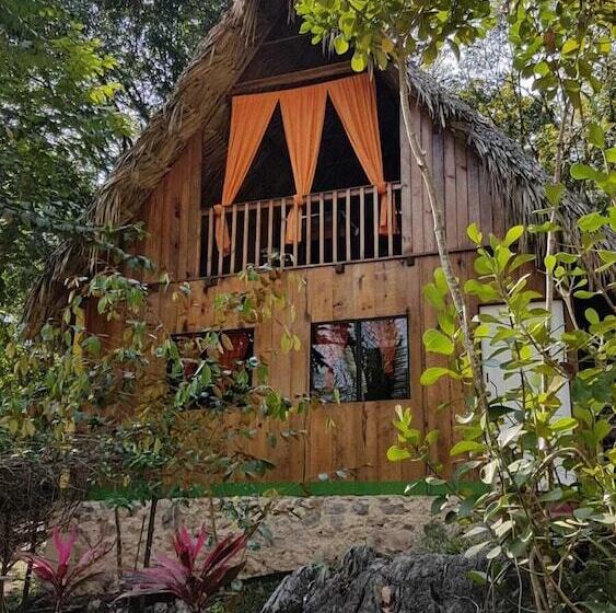 Hostal Portal De Champey Hostel