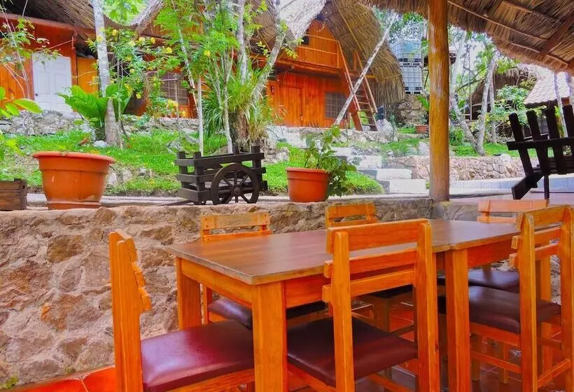 Hostal Portal De Champey   Hostel