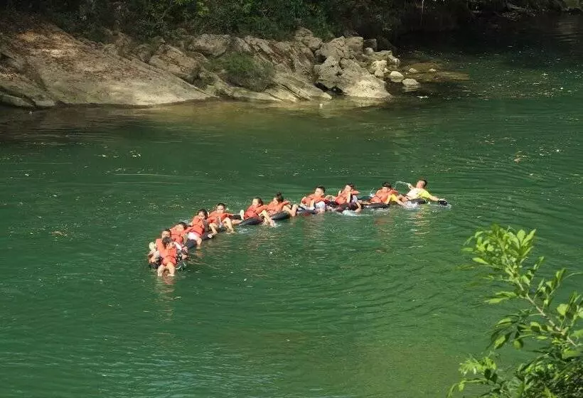 Hostal Portal De Champey   Hostel