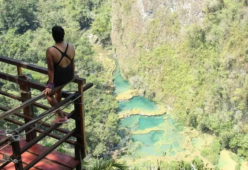 Hostal Portal De Champey   Hostel