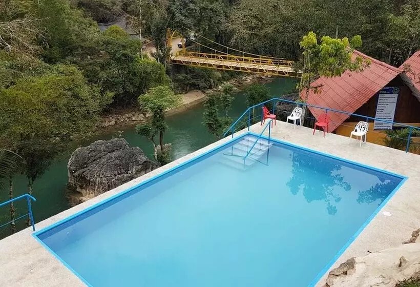 Hostal Portal De Champey   Hostel