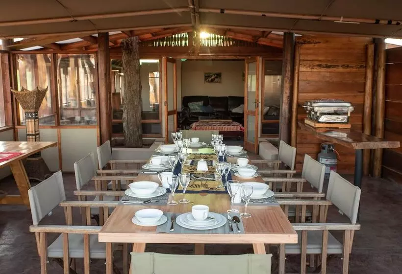 Hotelli Buffelshoek Tented Camp