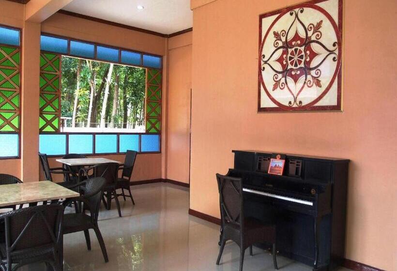 Hotel Cambriza Suites