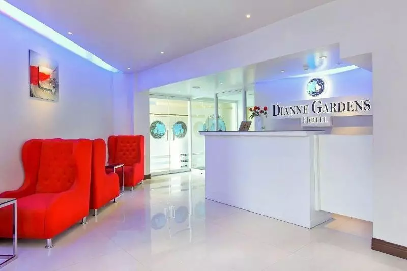 ホテル Dianne Gardens