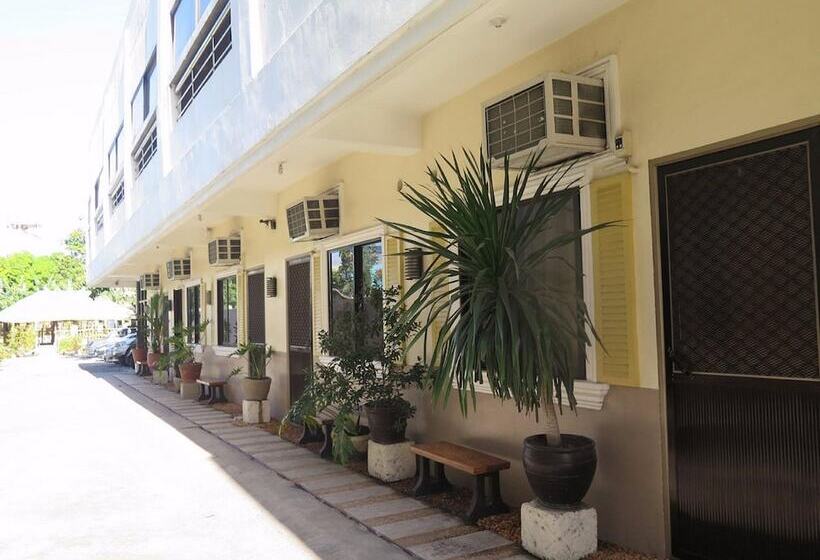 هتل Domer Residencias Naga City