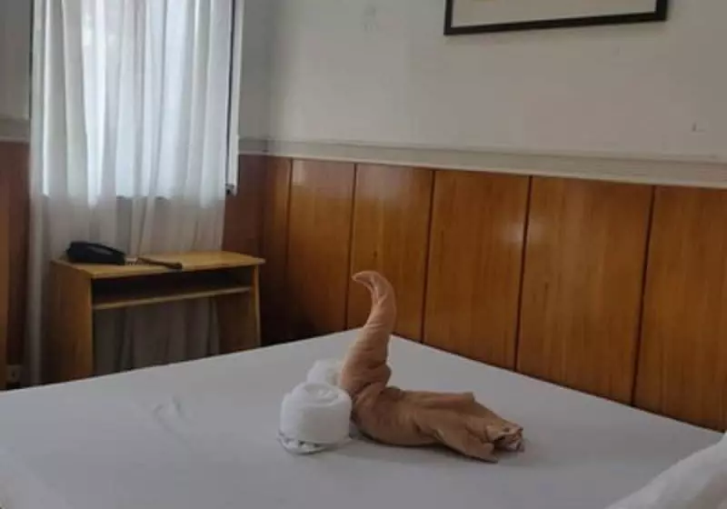 هتل Domer Residencias Naga City