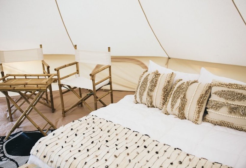 Отель The Hideaway Cabarita Beach