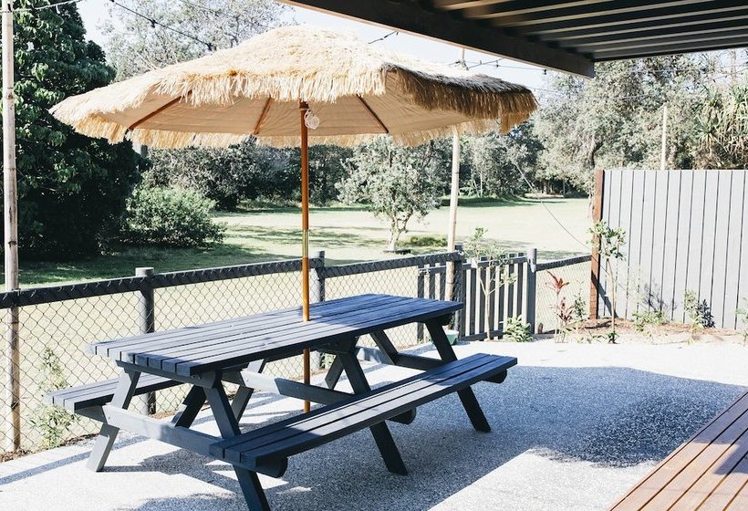 Отель The Hideaway Cabarita Beach