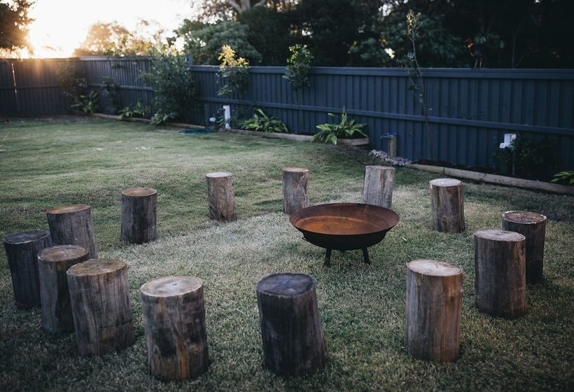 Отель The Hideaway Cabarita Beach