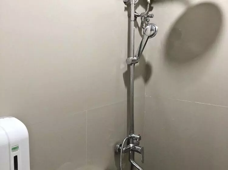 Hotelli Villa Rosita