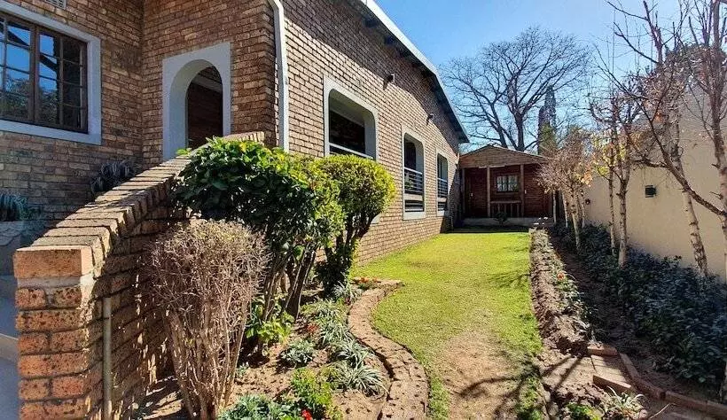 Hotelli Yalla Yalla Boutique