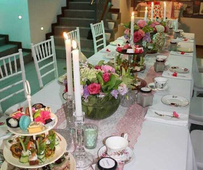 Отель Yalla Yalla Boutique