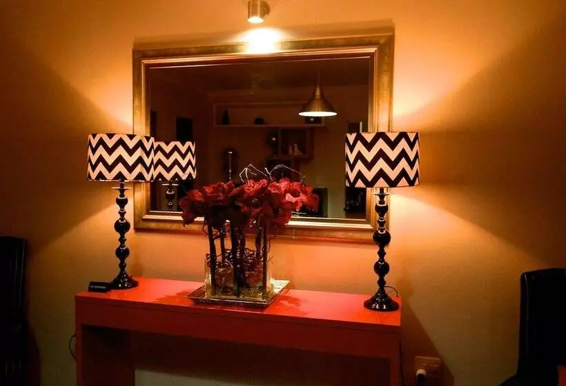 Hotelli Yalla Yalla Boutique